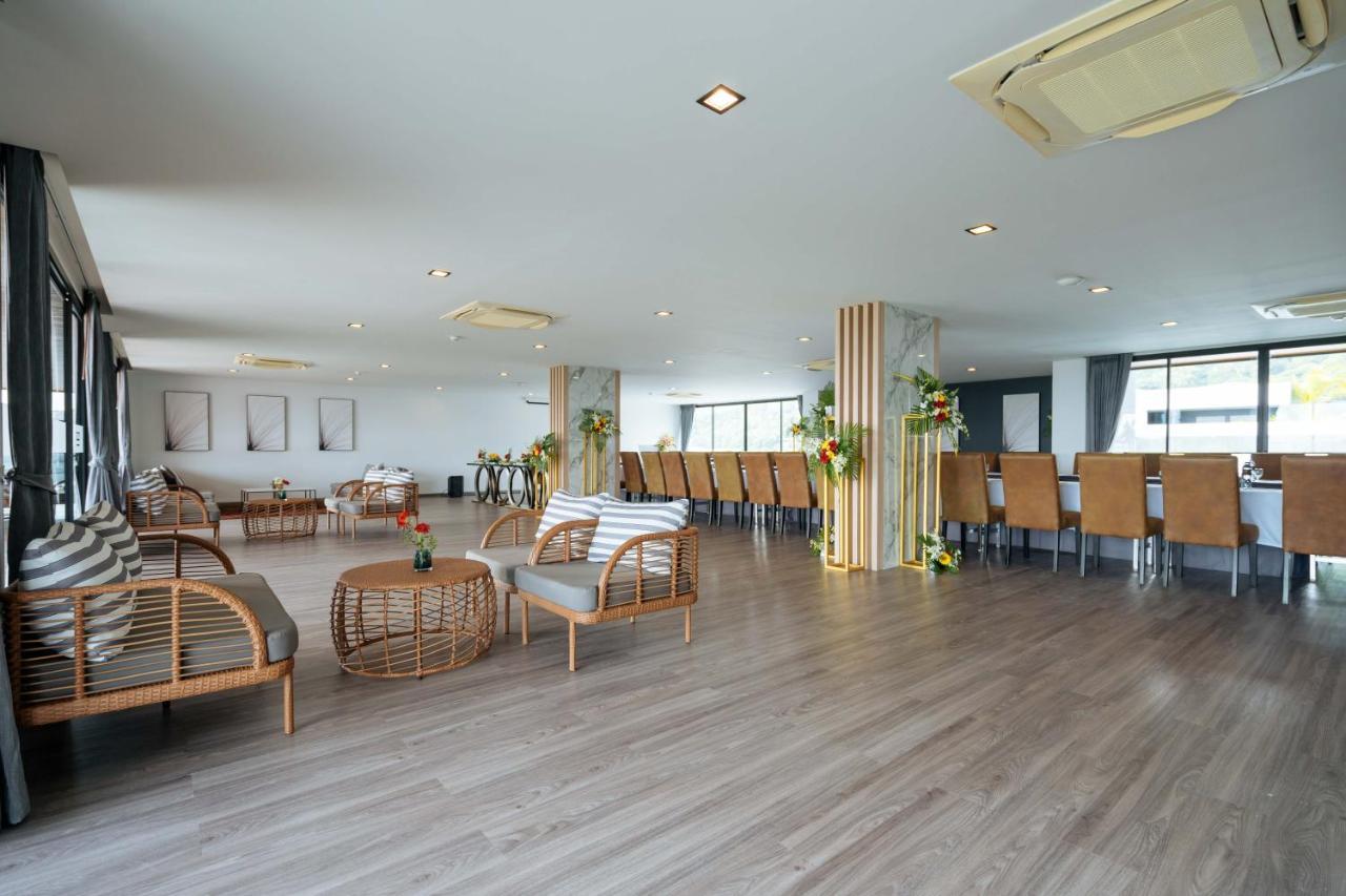 Отель Grand Vip - 4*