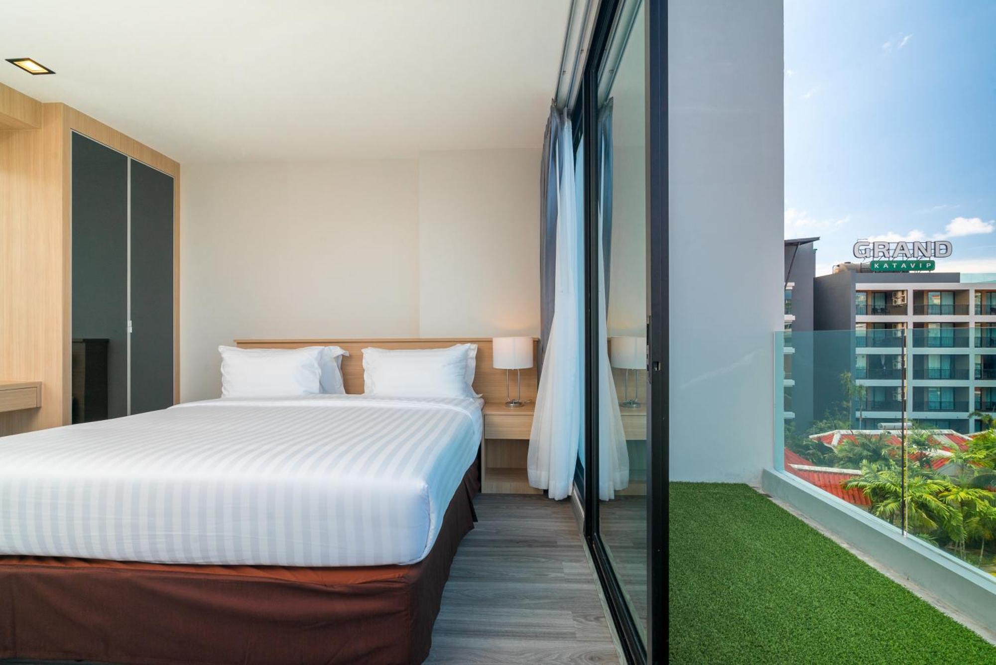 Grand Vip - 4* Ката-Бич